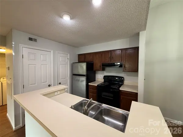 415 W 8th ST, Charlotte, NC 28202