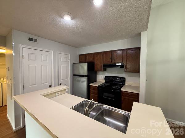 415 W 8th ST, Charlotte, NC 28202