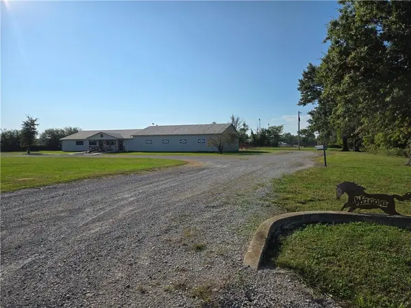 795 NE St. Rt. 18 HWY, Adrian, MO 64720