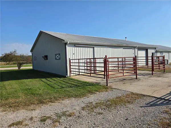 795 NE St. Rt. 18 HWY, Adrian, MO 64720