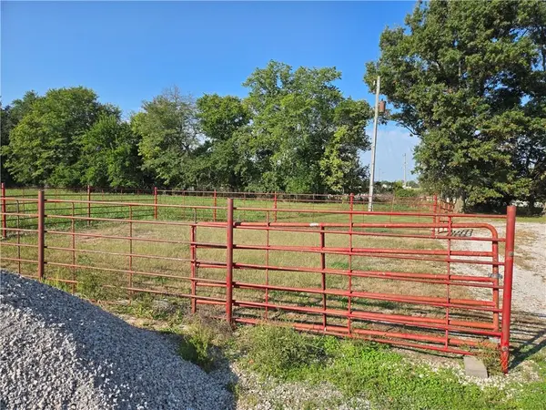 795 NE St. Rt. 18 HWY, Adrian, MO 64720