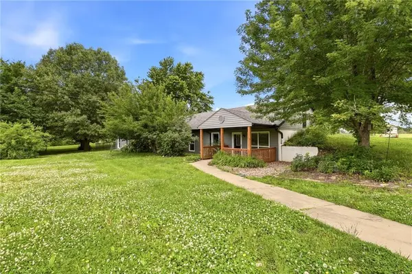 1641 NW 100 RD, Kingsville, MO 64040