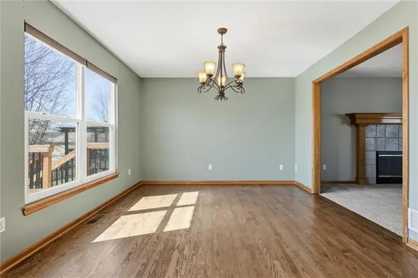 9101 NE 109 TER, Kansas City, MO 64157