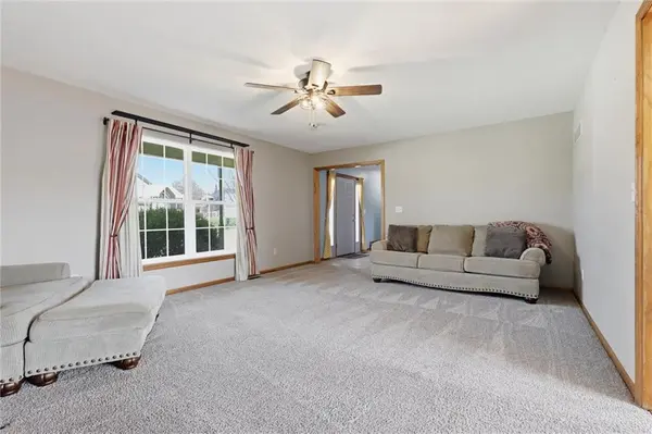 9101 NE 109 TER, Kansas City, MO 64157