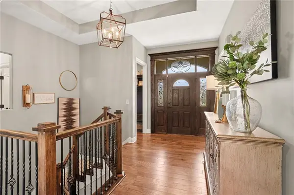 10604 W 132nd PL, Overland Park, KS 66213
