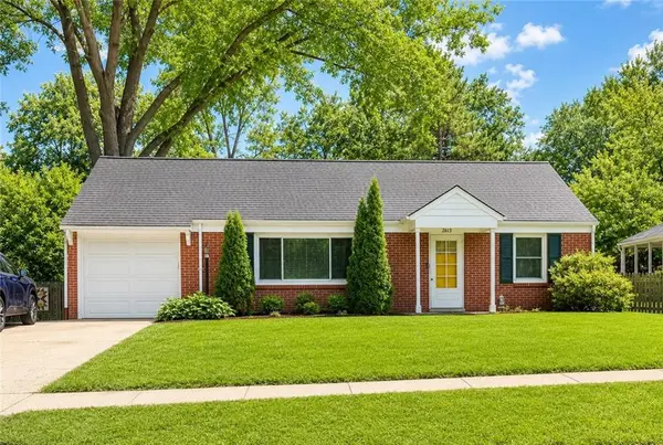2613 W 79th ST, Prairie Village, KS 66208