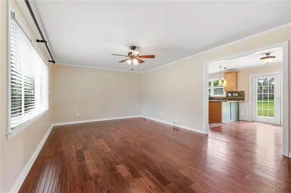 2613 W 79th ST, Prairie Village, KS 66208