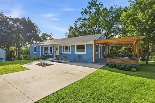 11615 E 38 ST #S, Independence, MO 64052