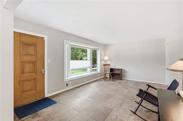 11615 E 38 ST #S, Independence, MO 64052