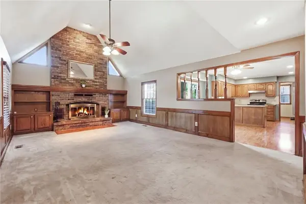 3600 SW 22nd ST, Blue Springs, MO 64015