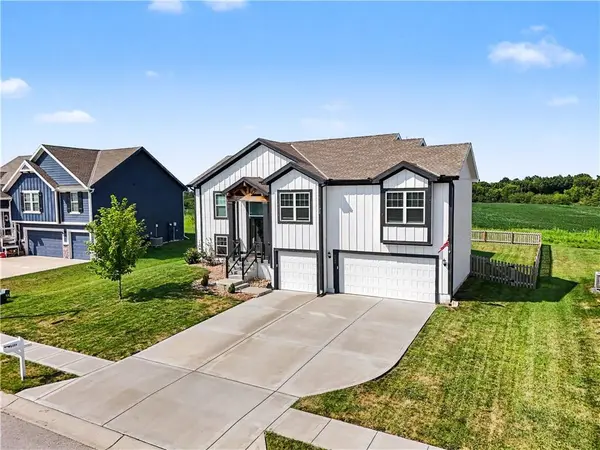 6004 NE 120th ST, Kansas City, MO 64156