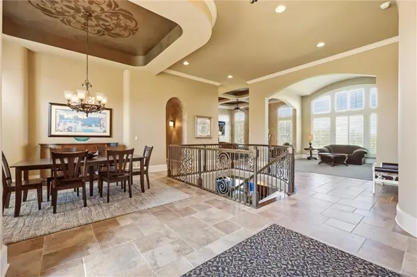 20230 W 90th TER, Lenexa, KS 66220