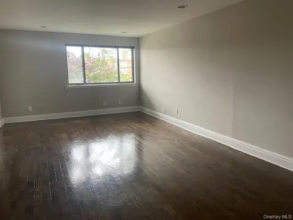 142 Mcglynn PL #2nd Fl, Cedarhurst, NY 11516
