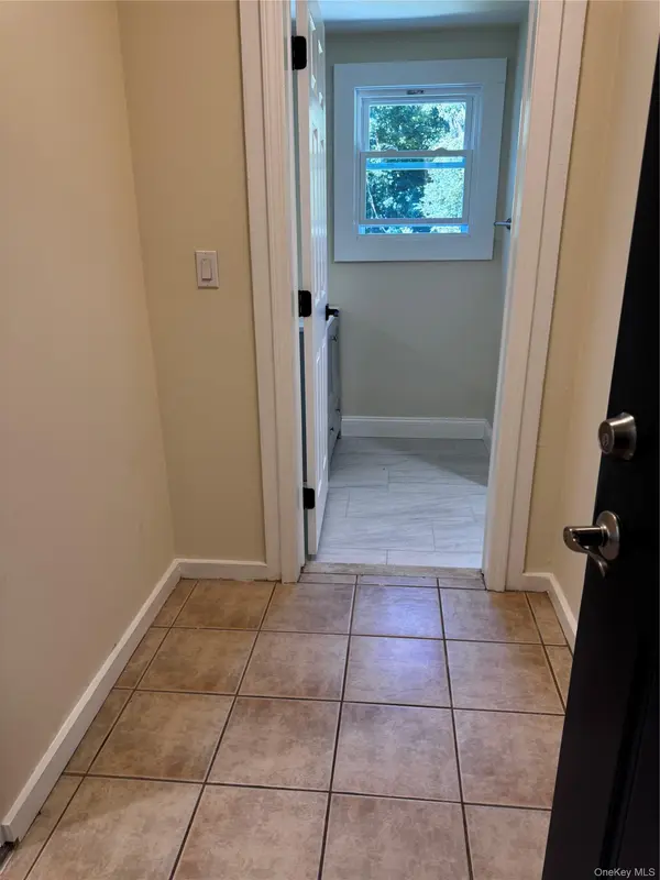 289 Myers Corners RD #1 g, Wappingers Falls, NY 12590