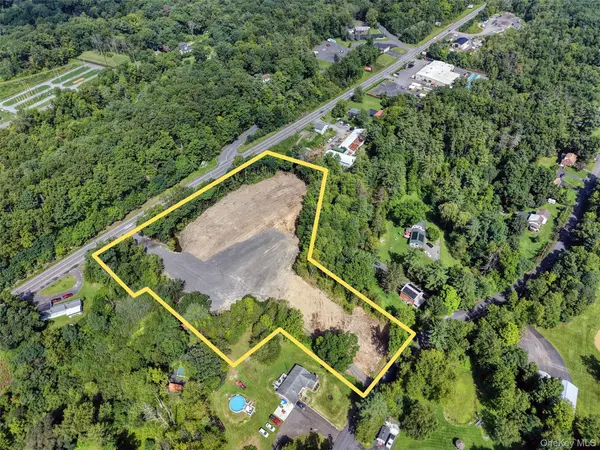 2286 Route 9W, Saugerties, NY 12477