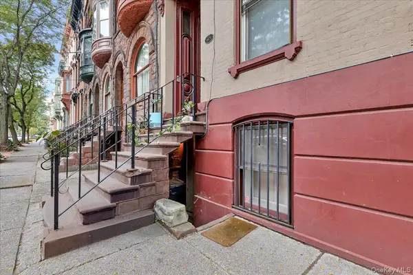 137 Lancaster ST, Call Listing Agent, NY 12210