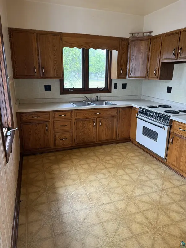 1203 MacArthur Ave, Ashland, WI 54806