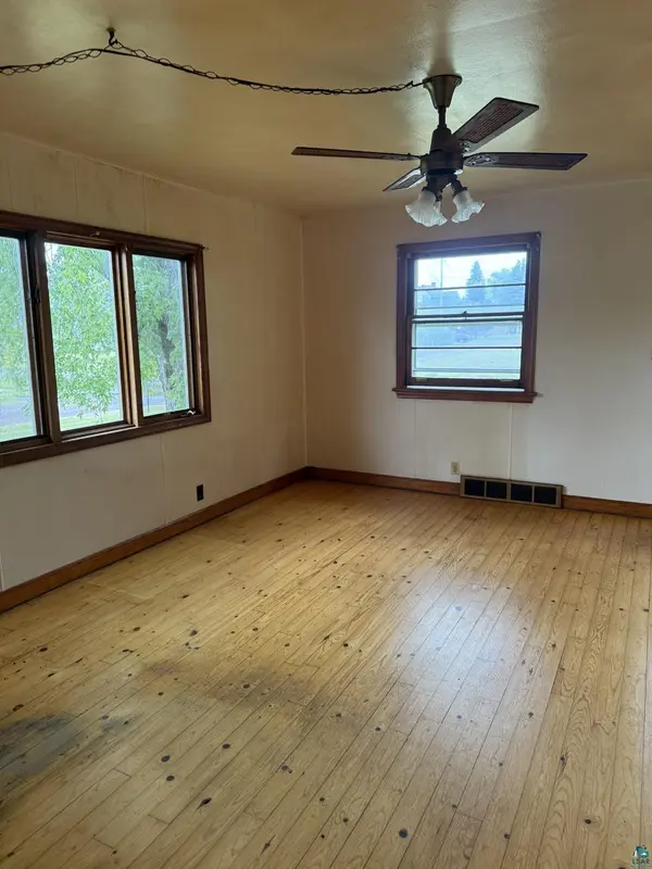 1203 MacArthur Ave, Ashland, WI 54806