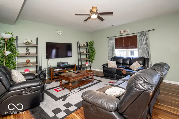 834 Blue Ash TRL, Greenwood, IN 46143