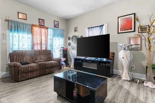 151 Bakemeyer ST, Indianapolis, IN 46225