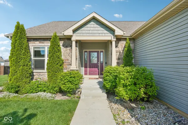 806 Foxglove CT, Lebanon, IN 46052