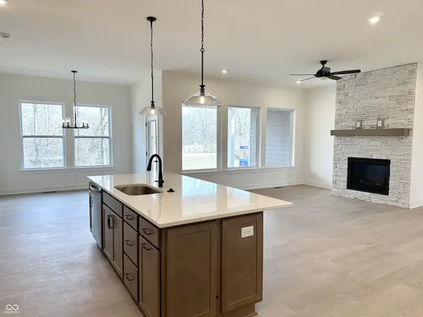 714 Rhubarb PL, Westfield, IN 46074