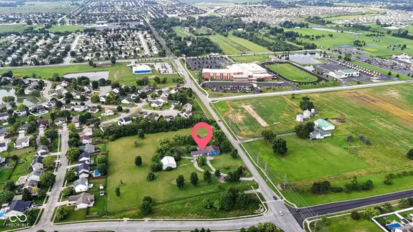 1301 Averitt RD, Greenwood, IN 46143