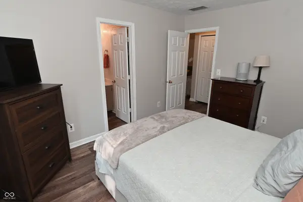 8559 Country Club BLVD, Indianapolis, IN 46234