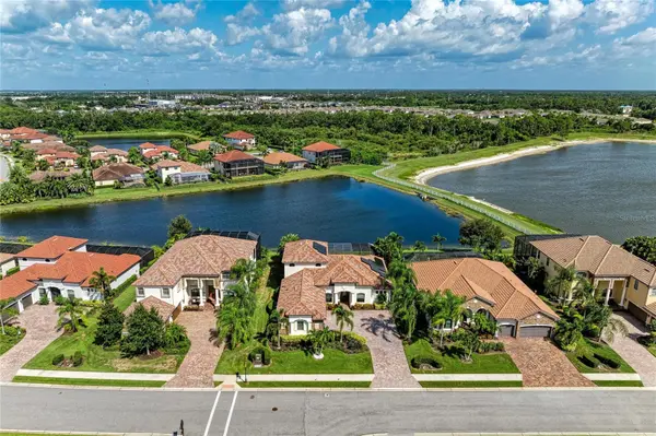5664 CLOVERLEAF RUN, Lakewood Ranch, FL 34211