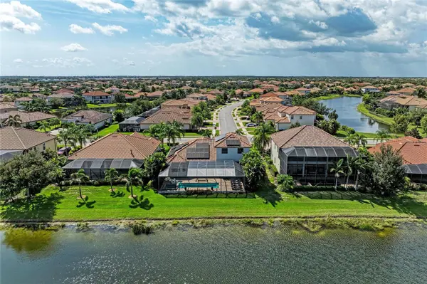 5664 CLOVERLEAF RUN, Lakewood Ranch, FL 34211