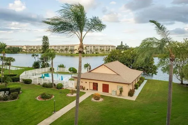 4135 LAKE BAYSHORE DR #504, Bradenton, FL 34205