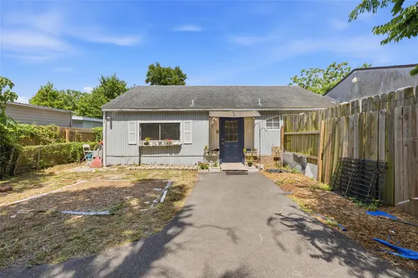 2706 E ANNIE ST, Tampa, FL 33612