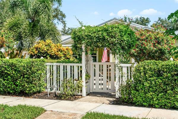 1907 MAGNOLIA ST, Sarasota, FL 34239