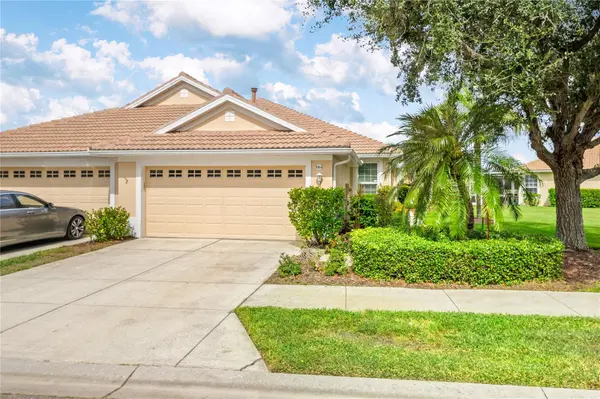 5064 WHISPERING OAKS DR, North Port, FL 34287