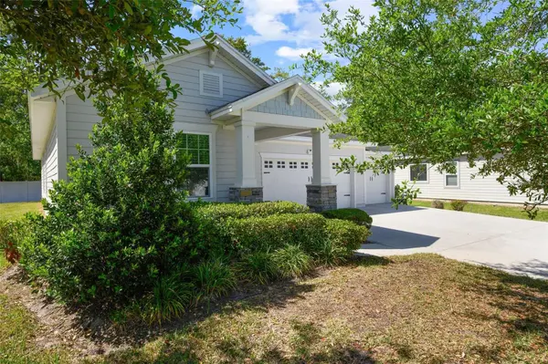 11973 BRIDGEHAMPTON RD, Jacksonville, FL 32218