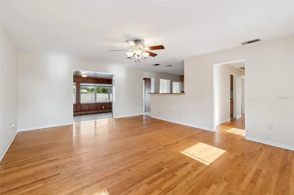 1301 EVALYN DR SE, Winter Haven, FL 33880