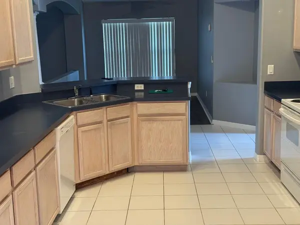 836 CASSIA DR, Davenport, FL 33897