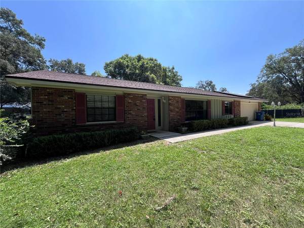 2117 YORKSHIRE DR, Deland, FL 32724