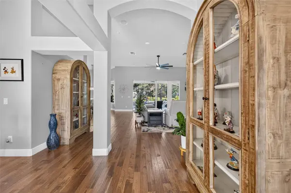 25013 DERBY DR, Sorrento, FL 32776
