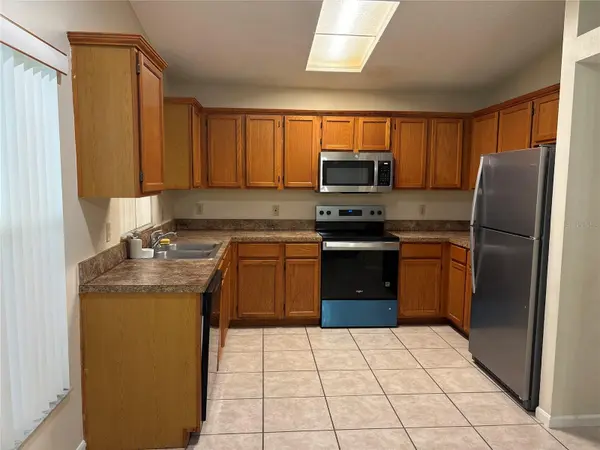 2861 FALLING TREE CIR, Orlando, FL 32837