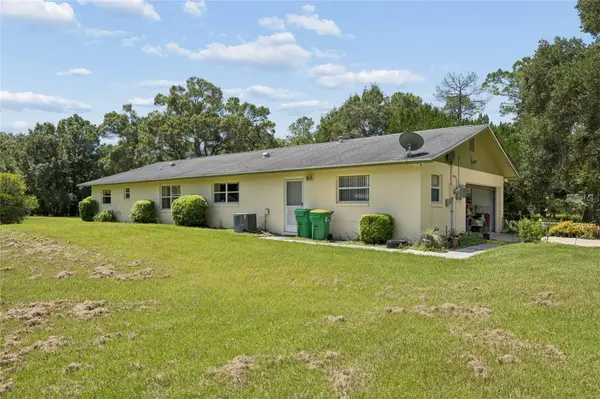 4285 SHAMROCK DR, Mims, FL 32754