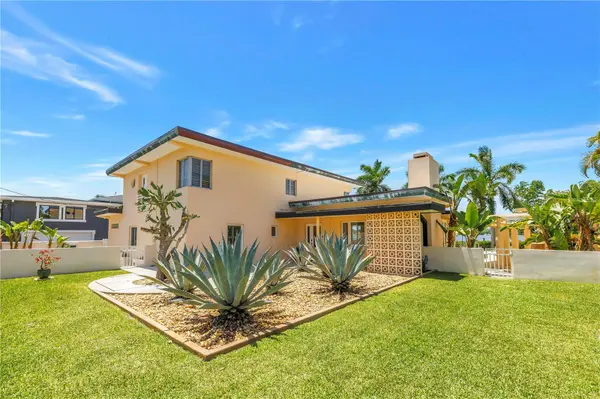 2781 BAYSIDE DR S, St Petersburg, FL 33705