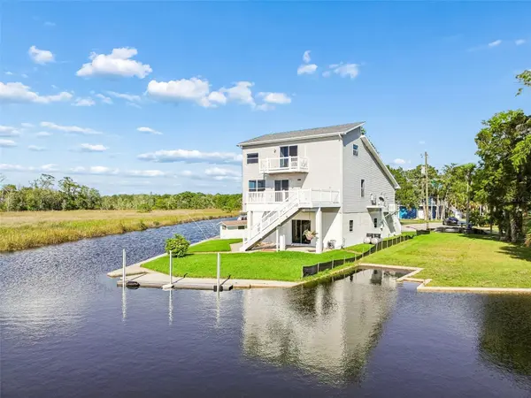 5247 TROPICAL PT, Weeki Wachee, FL 34607