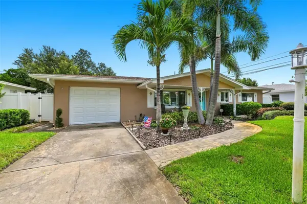8919 109TH LN, Seminole, FL 33772