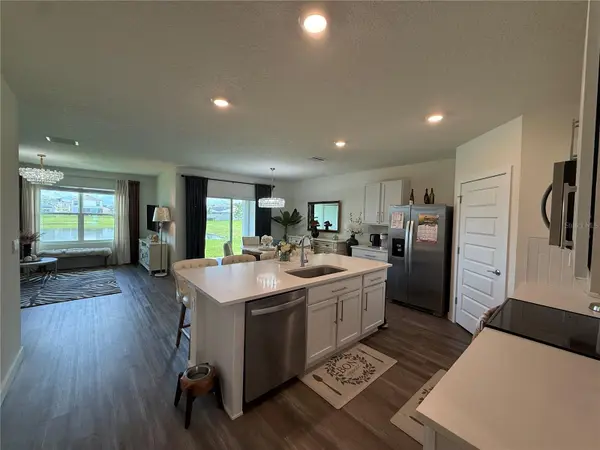 31800 OYSTER TRELLIS LN, Wesley Chapel, FL 33545