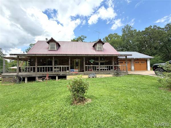 10231 Old 8 D, Mineral Point, MO 63660