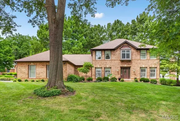 1903 Larimer TRL, Wildwood, MO 63011
