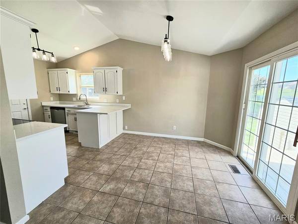 2734 Mansfield Place, Jackson, MO 65755