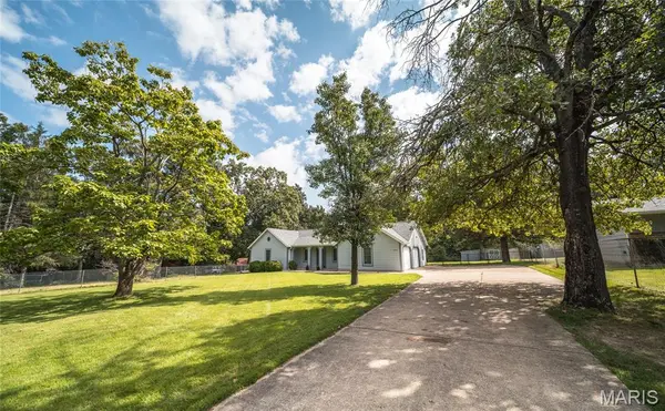 10572 Butler CIR, Rolla, MO 65401