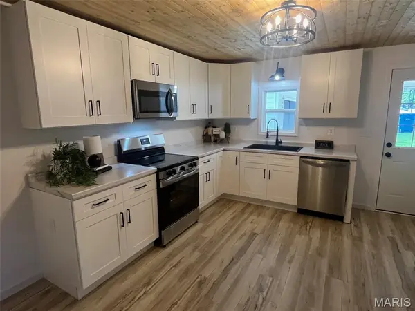 707 Nicholson DR, Potosi, MO 63664